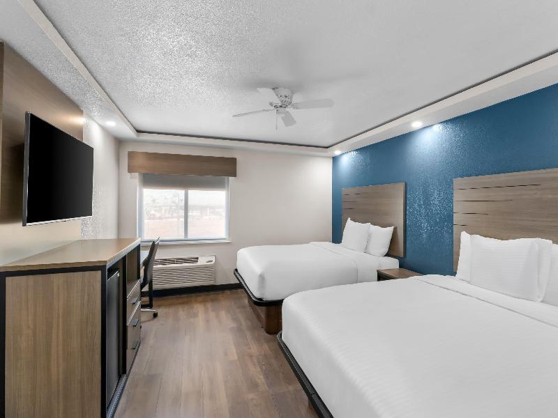 Baymont by Wyndham Arlington At Six Flags Dr image