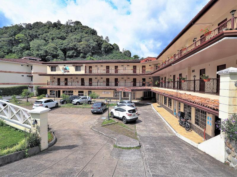 Valle del Rio image