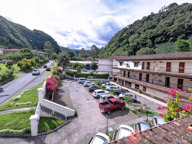 Valle del Rio image