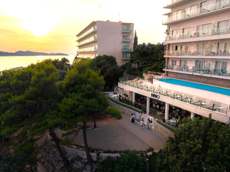 Royal Palm hotel image
