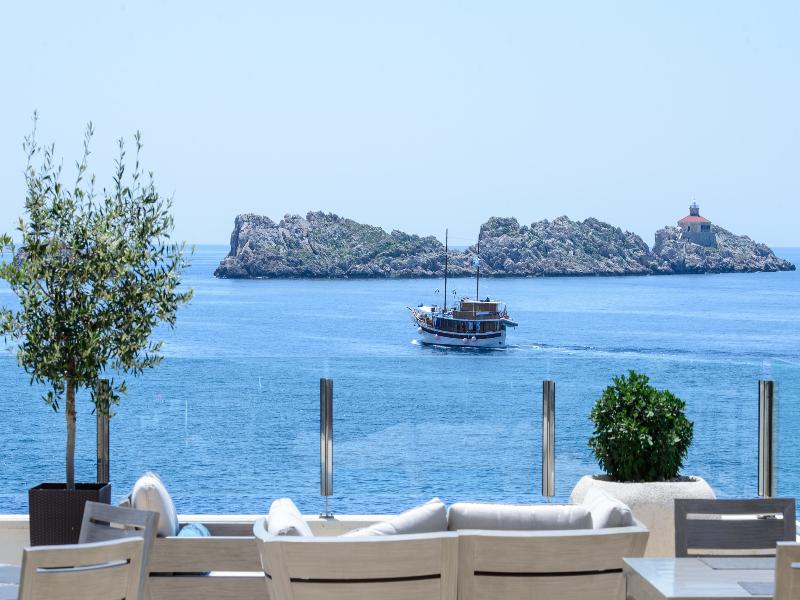 Royal Palm hotel image