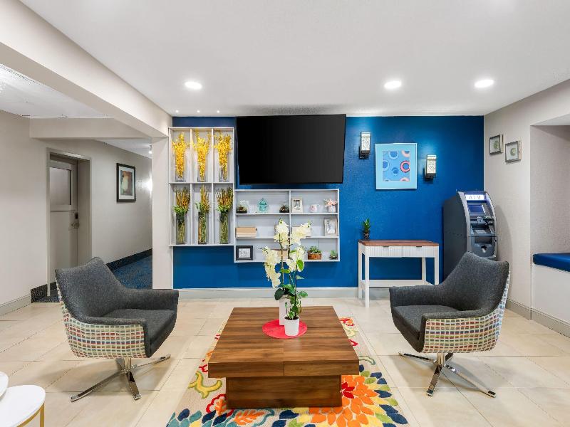 Microtel Inn & Suites Greenville By Wyndham image