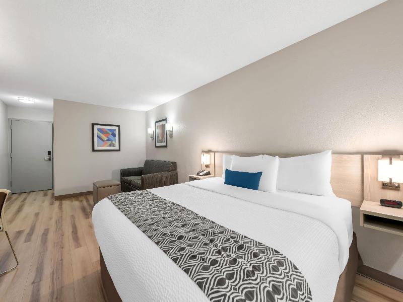 Microtel Inn & Suites Greenville By Wyndham image