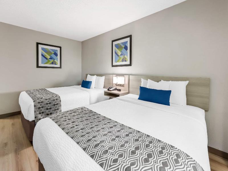 Microtel Inn & Suites Greenville By Wyndham image