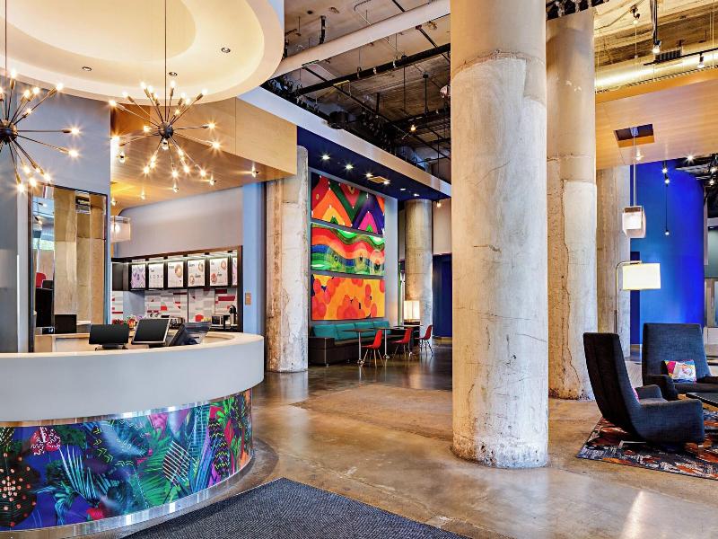 Aloft Dallas Downtown image
