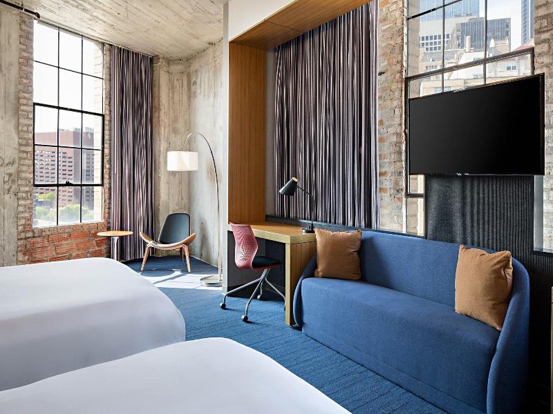 Aloft Dallas Downtown image