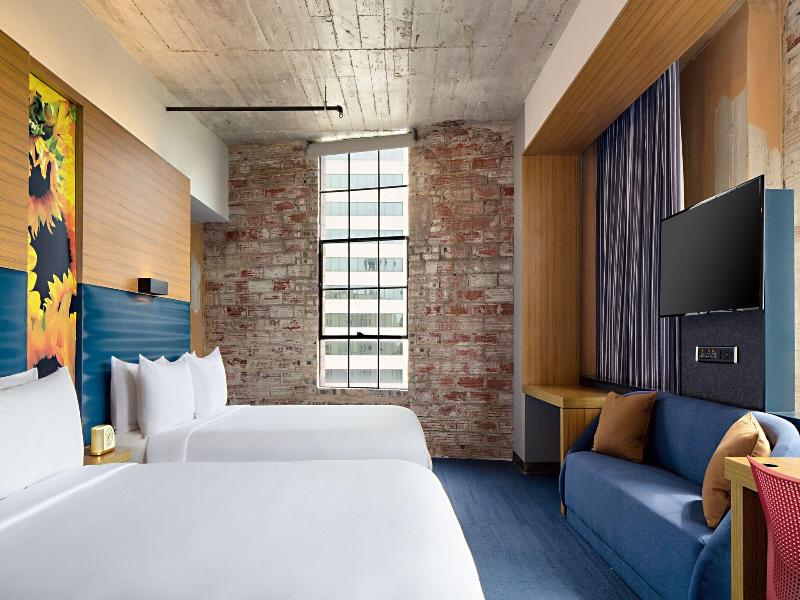 Aloft Dallas Downtown image