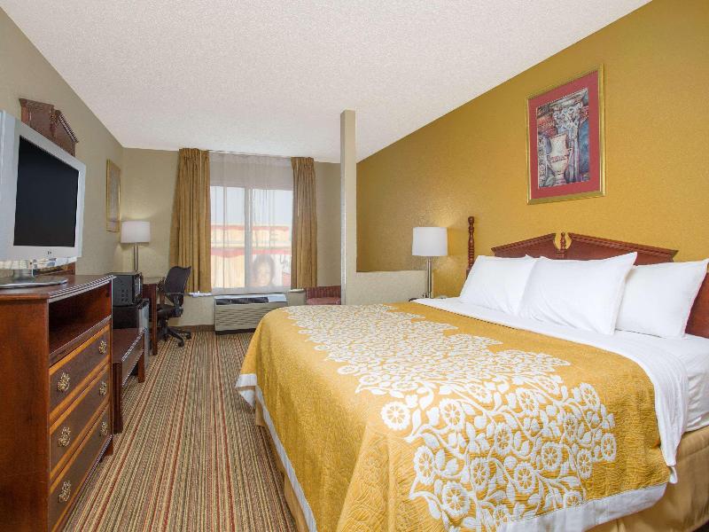 Days Inn by Wyndham Greenville image