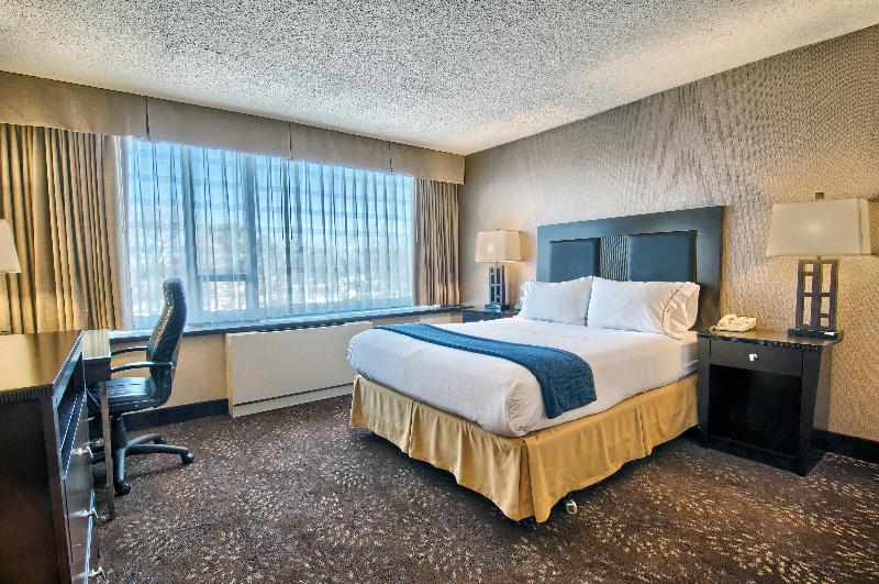 Holiday Inn Express Detroit-Birmingham By IHG photo 18