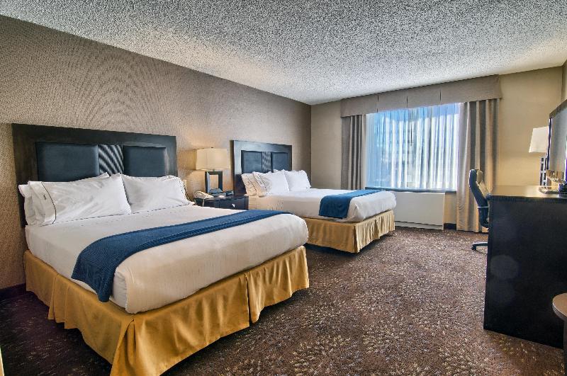 Holiday Inn Express Detroit-Birmingham By IHG photo 23