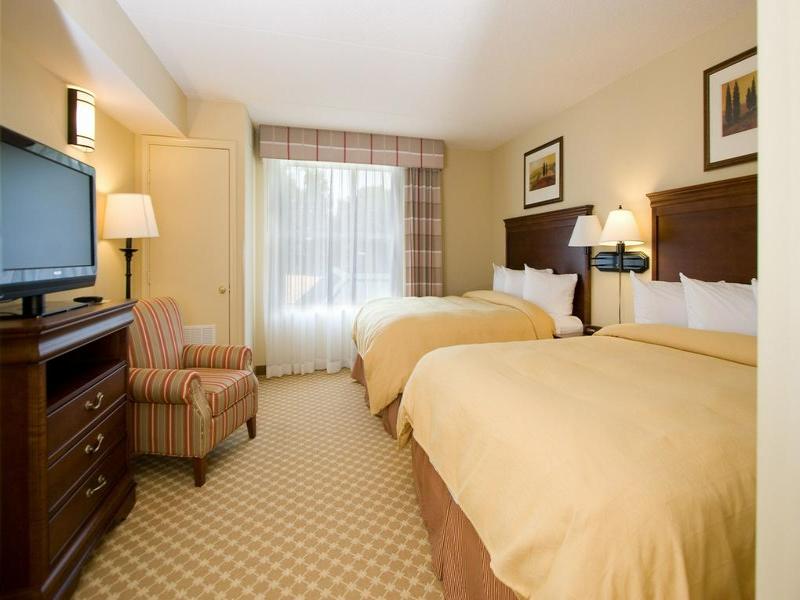 Country Inn & Suites by Radisson Fredericksburg image