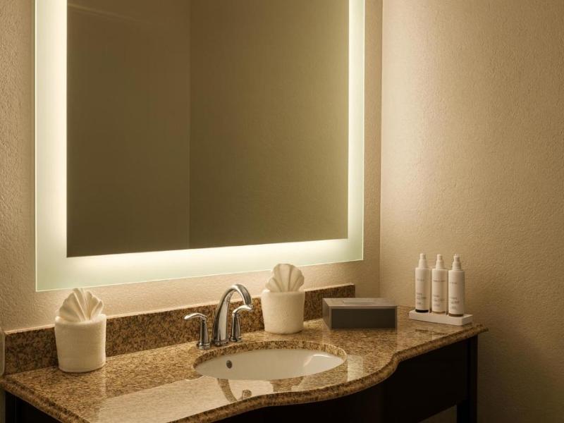 La Quinta Inn & Suites Port Orange image