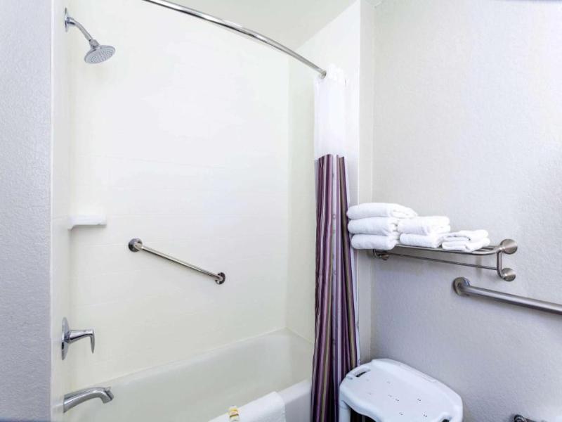 La Quinta Inn & Suites Port Orange image