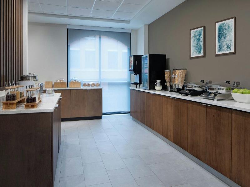 SpringHill Suites Dallas Downtown/West End image