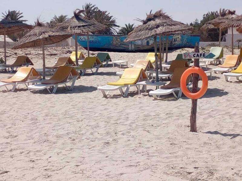 Flamingo Beach image