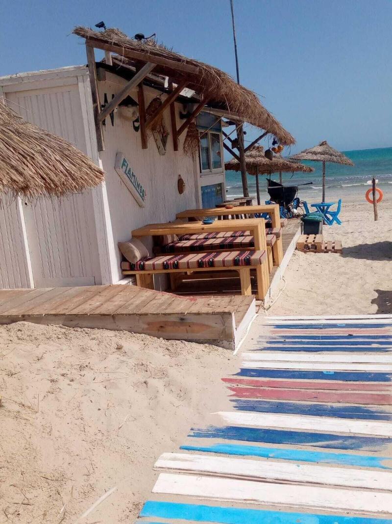 Flamingo Beach image