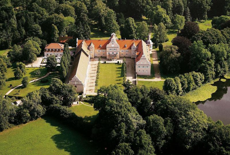 Jagdschloss Kranichstein image