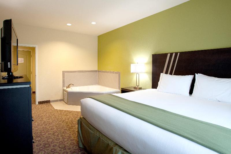 Holiday Inn Express Hotel & Suites Clemson - Univ