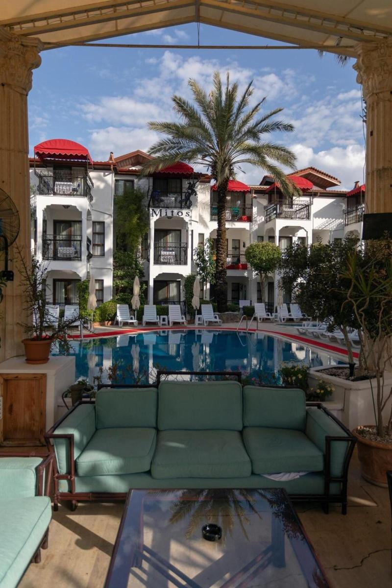 Mitos Apartments image