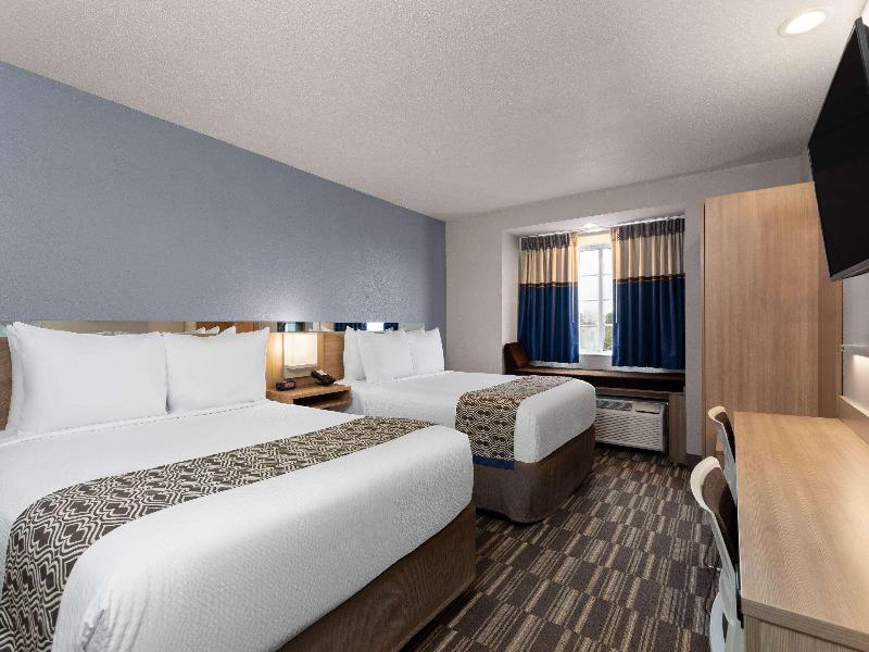 Microtel Inn & Suites By Wyndham Zephyrhills image
