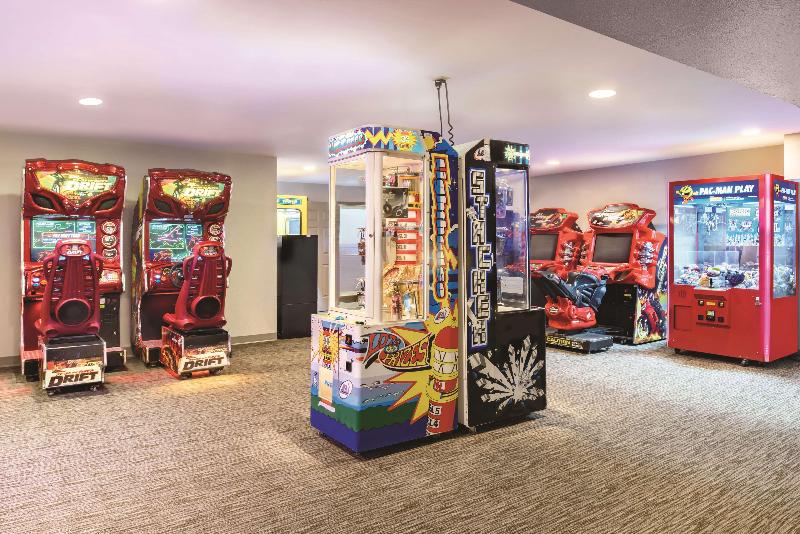 Country Inn & Suites by Radisson, Galena image