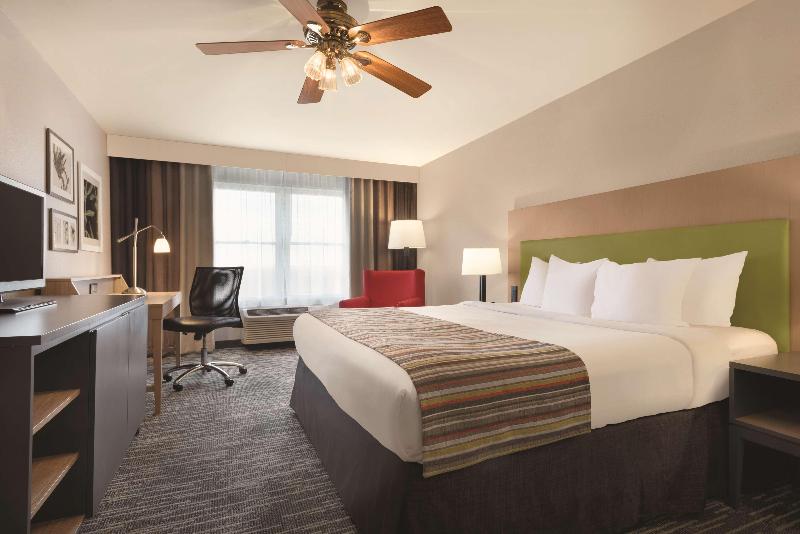 Country Inn & Suites by Radisson, Galena image