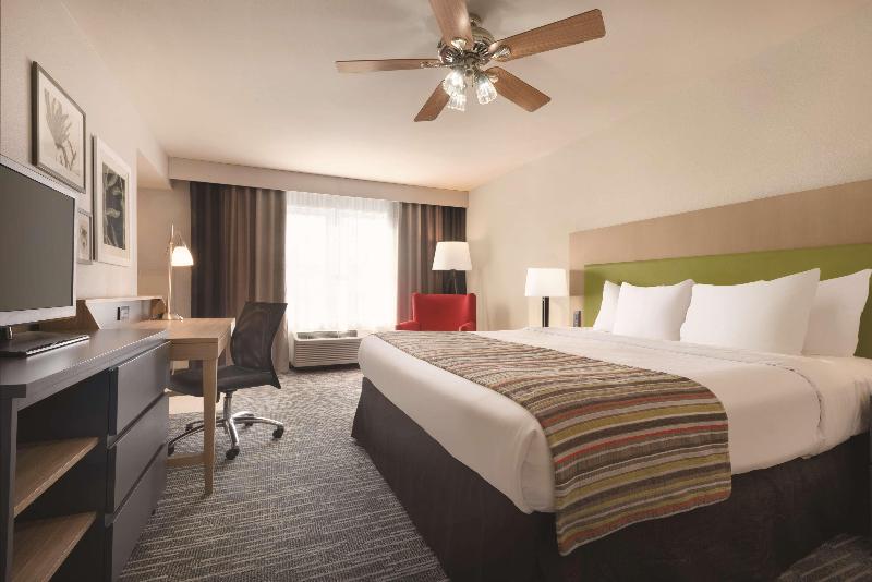 Country Inn & Suites by Radisson, Galena image