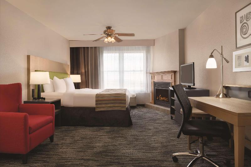 Country Inn & Suites by Radisson, Galena image
