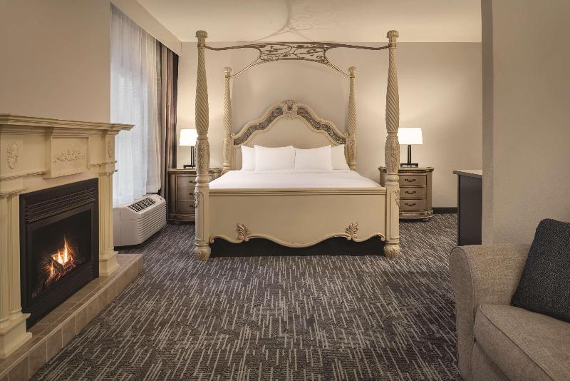 Country Inn & Suites by Radisson, Galena image