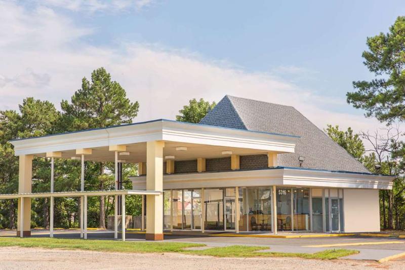 Travelodge by Wyndham Fredericksburg