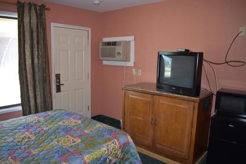 Residents Suites Liberty image