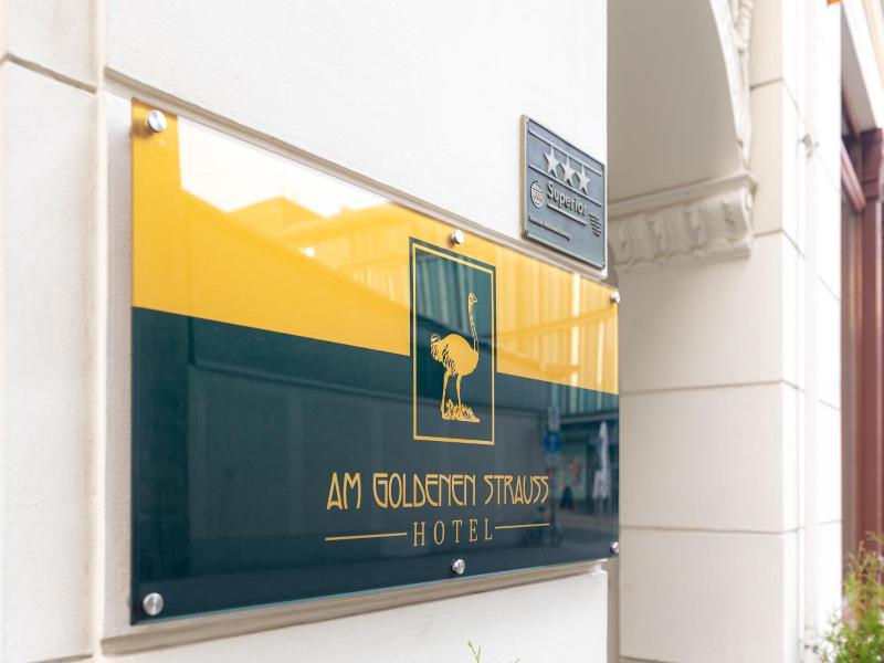 Akzent Am Goldenen Strauss image