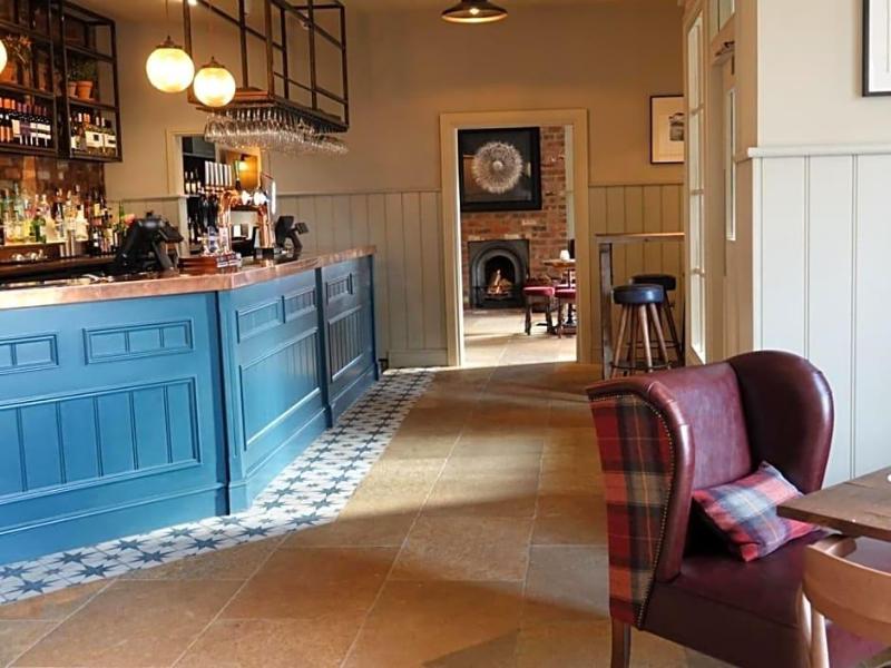 Devonport Hotel image