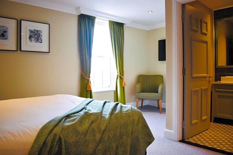 Devonport Hotel image