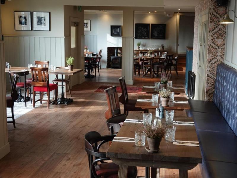 Devonport Hotel image