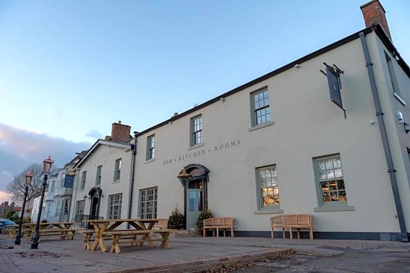 Devonport Hotel image