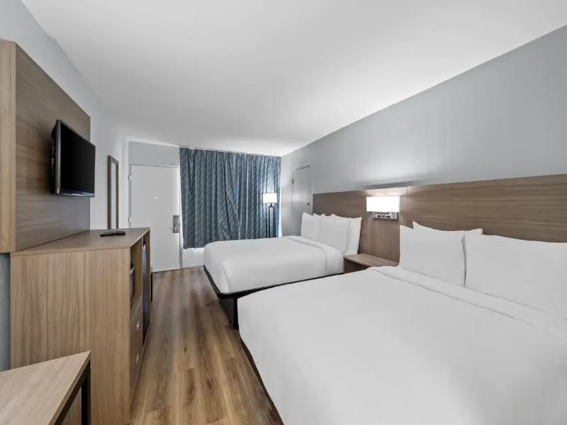 Econo Lodge Daytona Beach - Speedway image