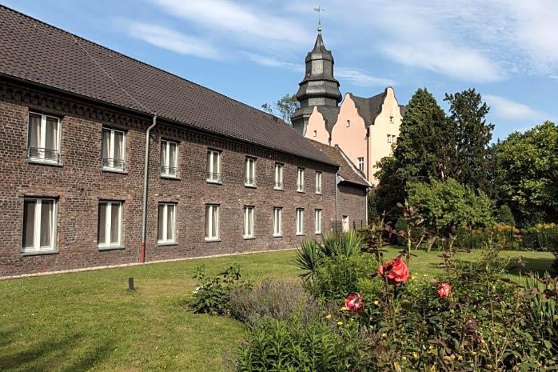 Gut Dyckhof image