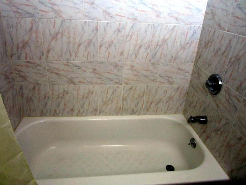 Budget Host Inn Arlington image