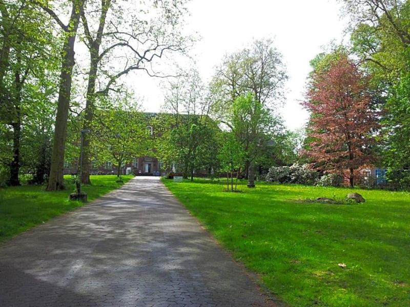 Kloster Langwaden image