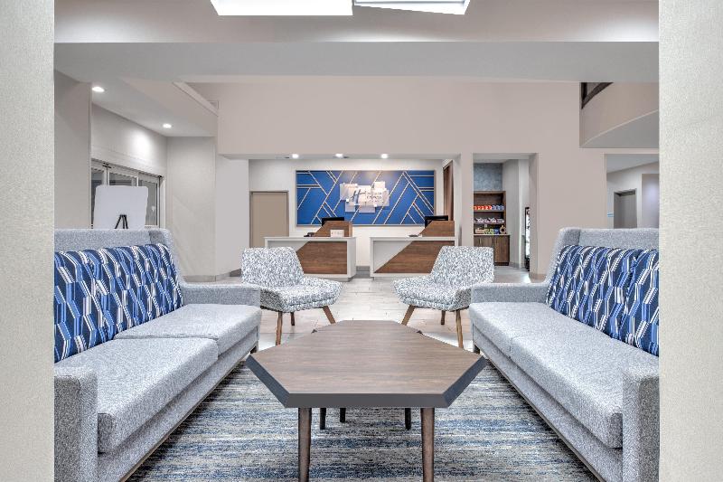 Holiday Inn Express Hotel & Suites Dallas West IHG