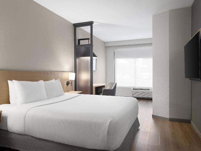 Hyatt Place Dallas/Park Central image