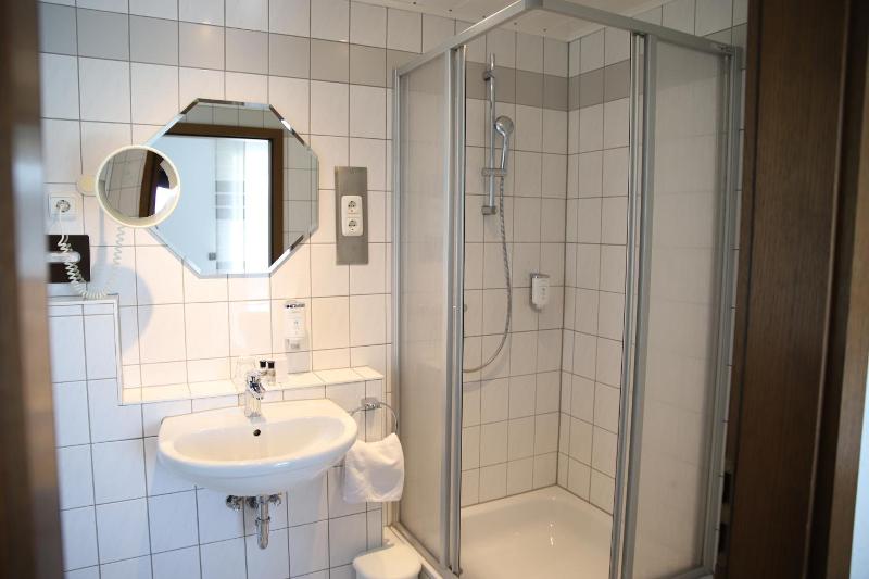 Zur Isar image