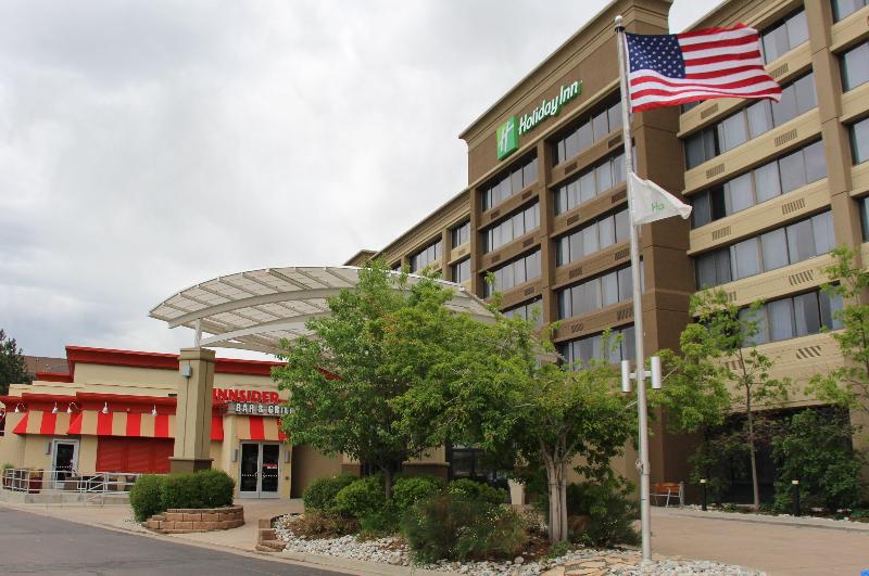 Holiday Inn Lakewood