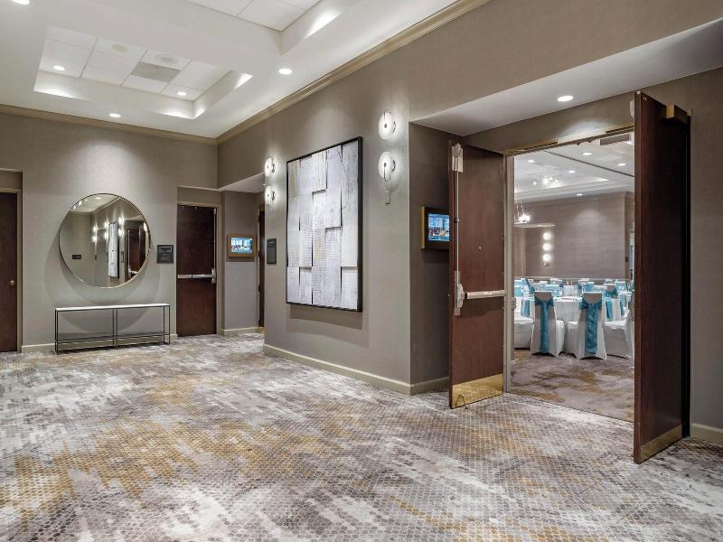 Sheraton Suites Wilmington image