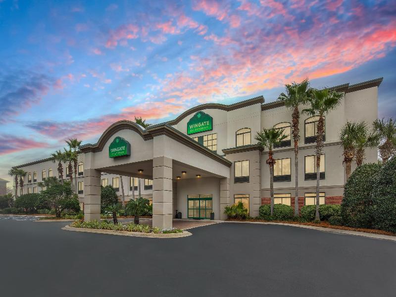 Wingate By Wyndham Destin image