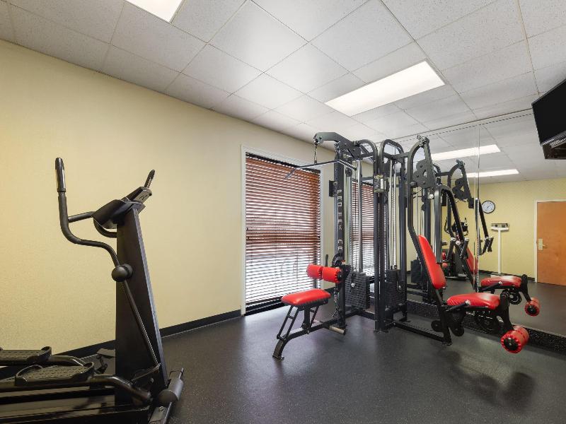 Wingate By Wyndham Destin image