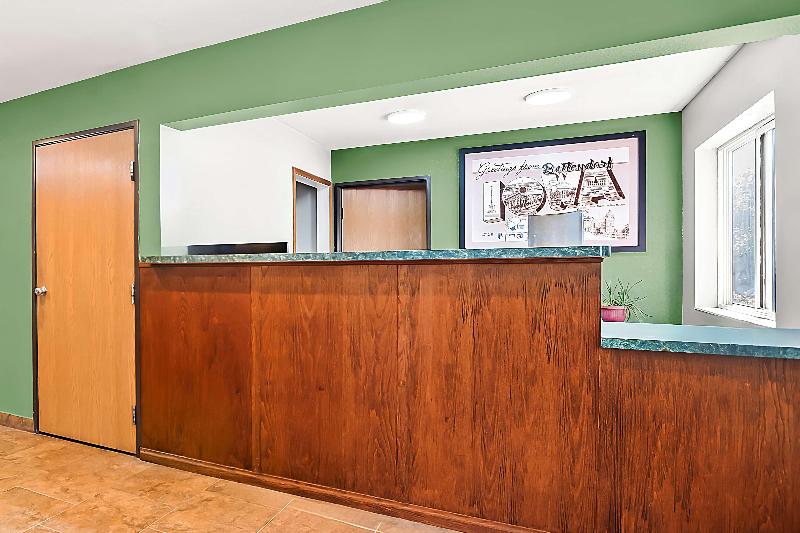 SureStay Plus Hotel by Best Western Bettendorf image