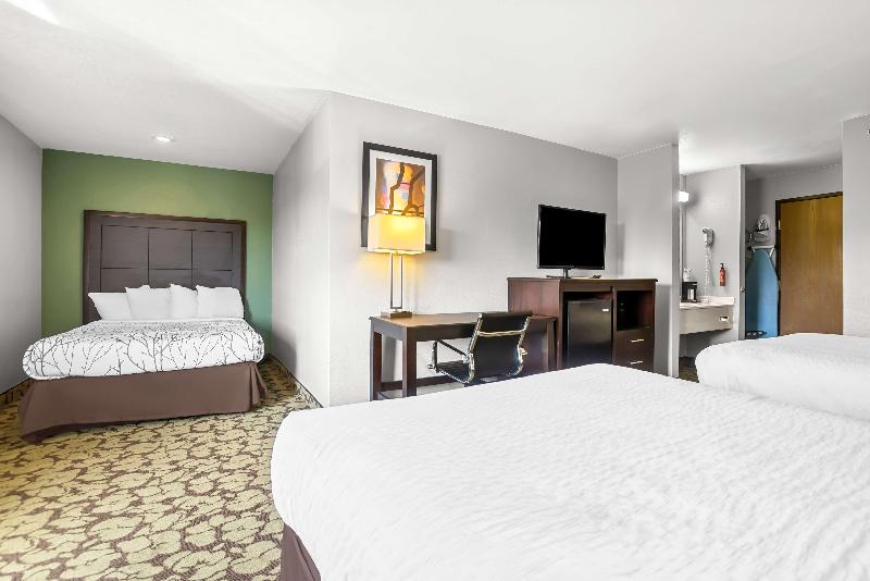 SureStay Plus Hotel by Best Western Bettendorf image