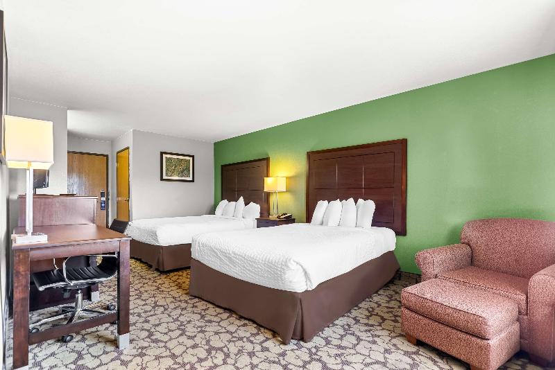 SureStay Plus Hotel by Best Western Bettendorf image